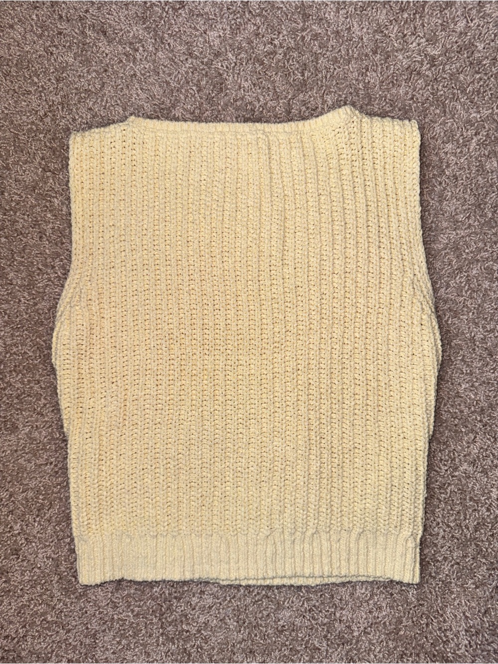 Abercrombie & Fitch Butter Yellow Knit Boxy Fit Sweater Vest Boatneck- Worn Once